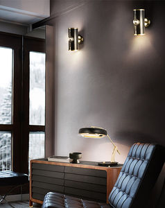 contemporary wall light