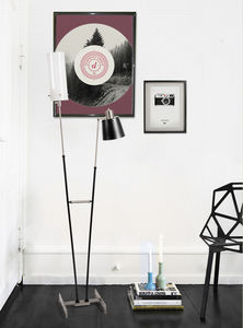 floor-standing lamp