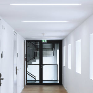 recessed ceiling light fixture