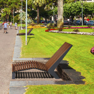 contemporary sun lounger