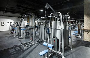 lat pulldown weight training machine