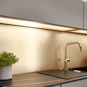 HPL backsplash