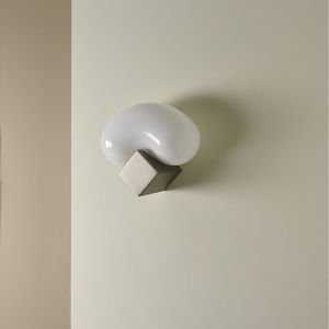 contemporary wall light 1