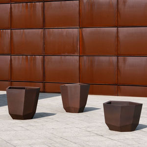 COR-TEN® steel planter 1