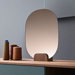 table mirror