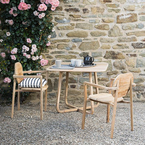 contemporary dining chair