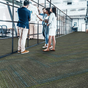 tufted carpet / loop pile / nylon / commercial