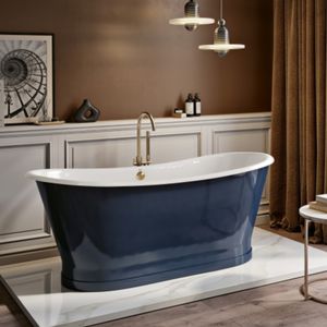 oval bathtub 1