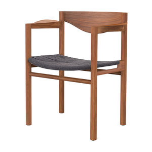Scandinavian design chair / with armrests / solid wood / rope