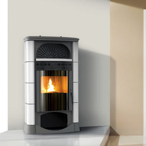 pellet heating stove