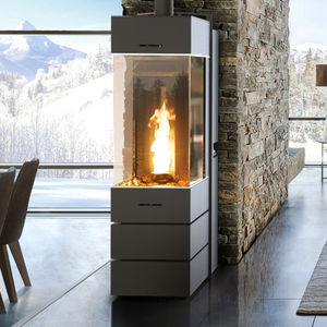 pellet heating stove / central / steel / cast iron