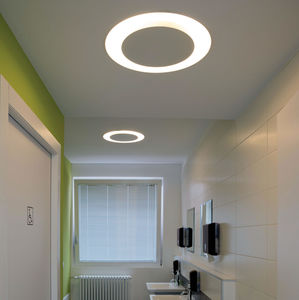 recessed ceiling light fixture