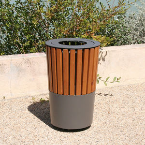 public trash can