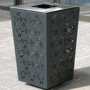 public trash can