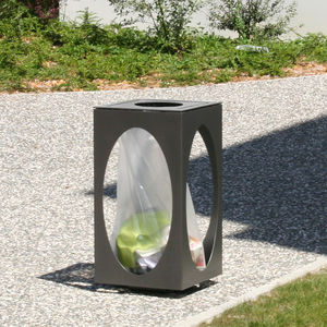public trash can