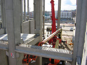 prestressed concrete beam