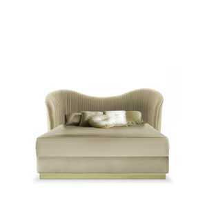 king size bed 1