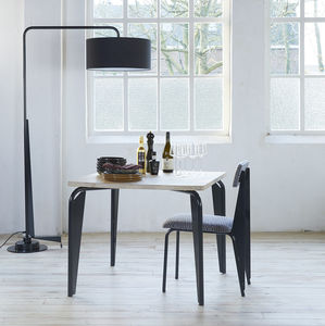 floor-standing lamp