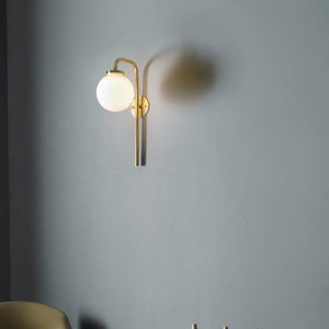 contemporary wall light 1
