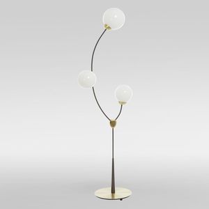 floor-standing lamp