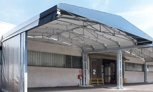 retractable awning