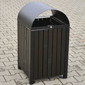 public trash can 1