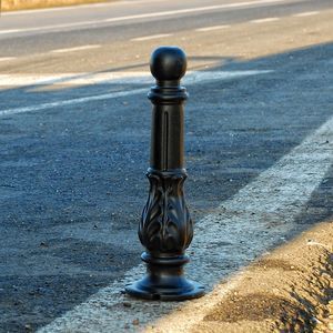 parking prevention bollard