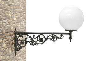 traditional wall light 1