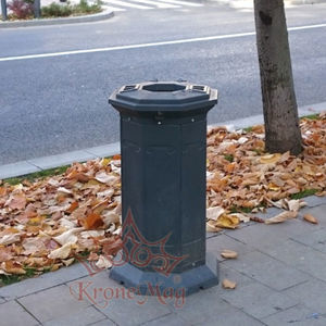 public trash can 1
