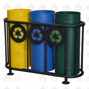 public trash can