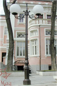 urban lamp post