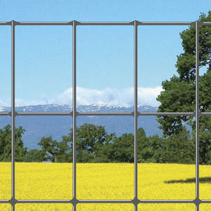 welded mesh fence