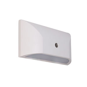 contemporary wall light