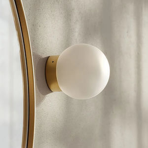 contemporary wall light