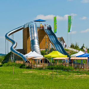 upright slide