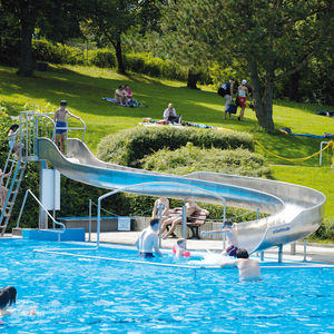 curved slide