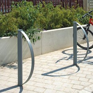 steel bike rack / secure / for public spaces