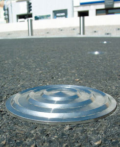 road stud