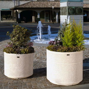 concrete planter 1