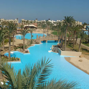 outdoor swimming pool