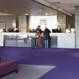 tufted carpet / synthetic / tertiary / tile