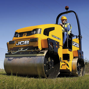 tandem roller compactor