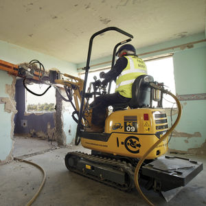 mini excavator / crawler / compact / for construction