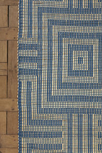 contemporary rug / geometric pattern / vegetal fiber / polyester
