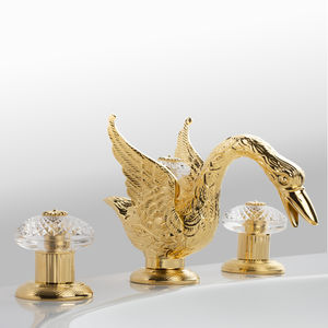 double-handle washbasin mixer tap 1