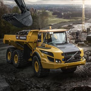 articulated dump truck