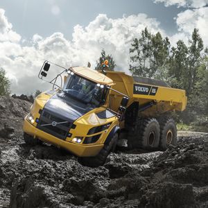 articulated dump truck
