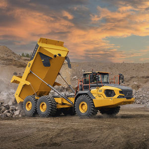 articulated dump truck 1