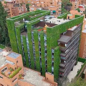 preserved green wall / with live plants / modular-panel / tower
