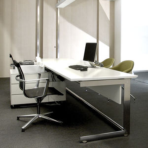 executive desk 1